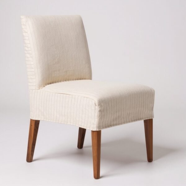 Silla con funda tusor