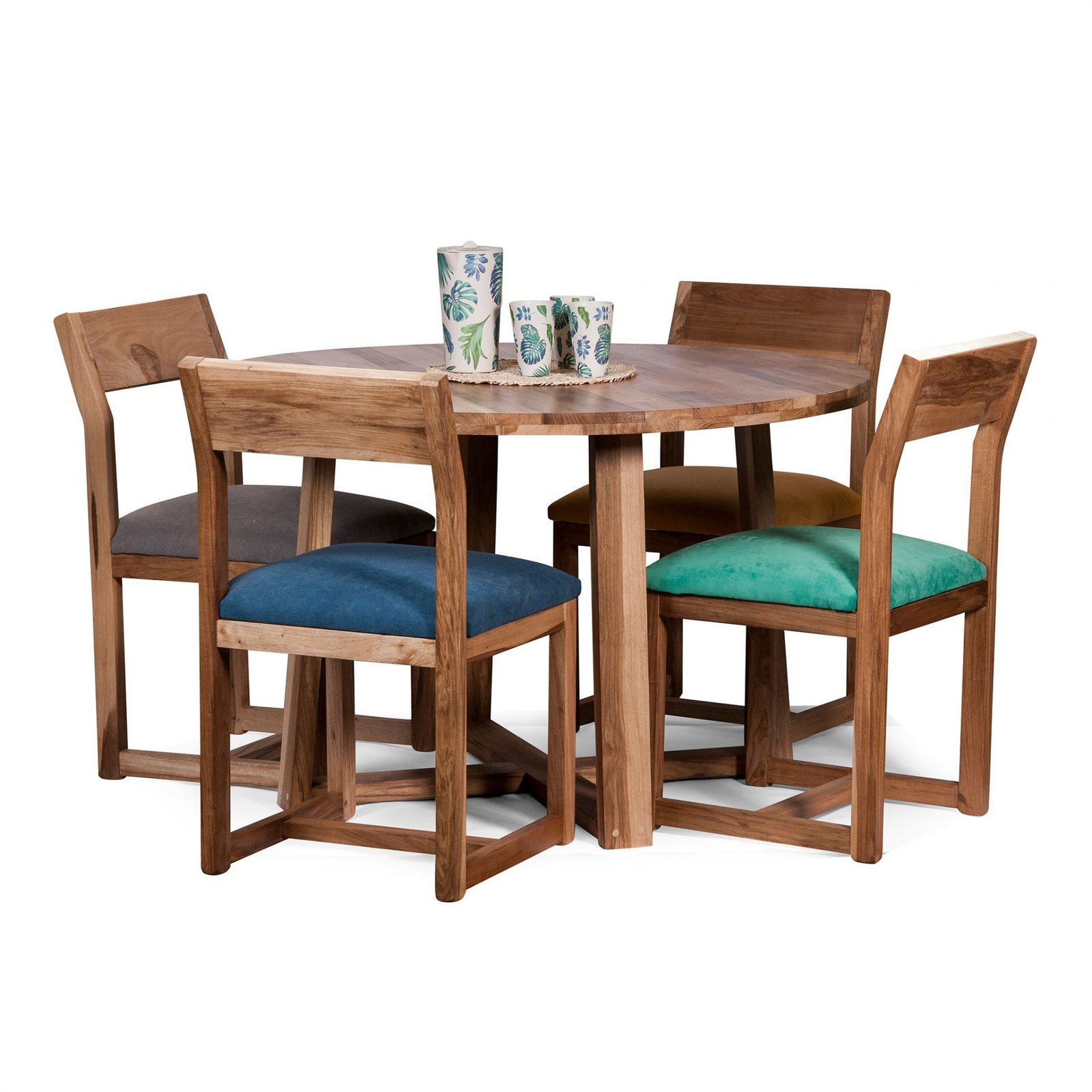 Mesa redonda petiribi