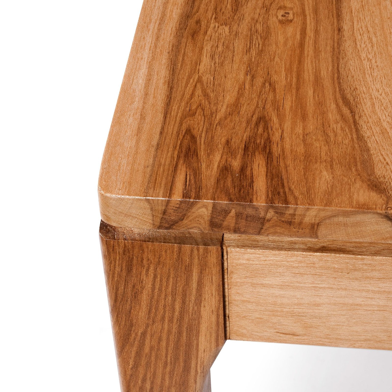 Mesa maciza de petiribi